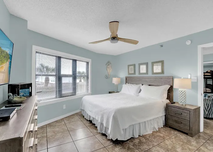 Apartment Harbour Place 109 By Collection Gulf Shores